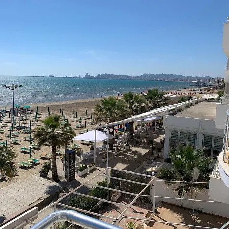 Wave Beachfront Apart Otel