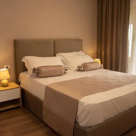 Hotel apartamentowy Wave Beachfront 3*