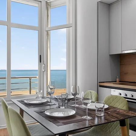 Apartmanhotel Wave Beachfront