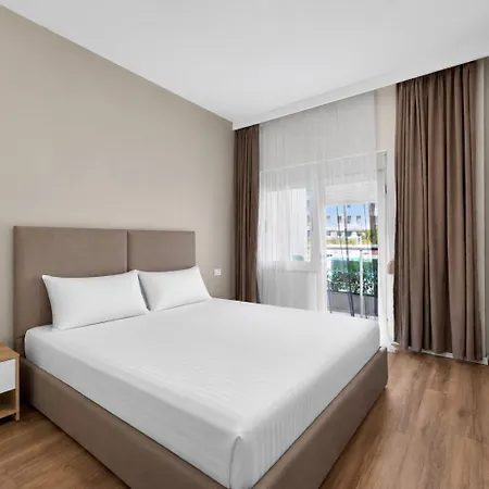 Apartmanhotel Wave Beachfront 3*