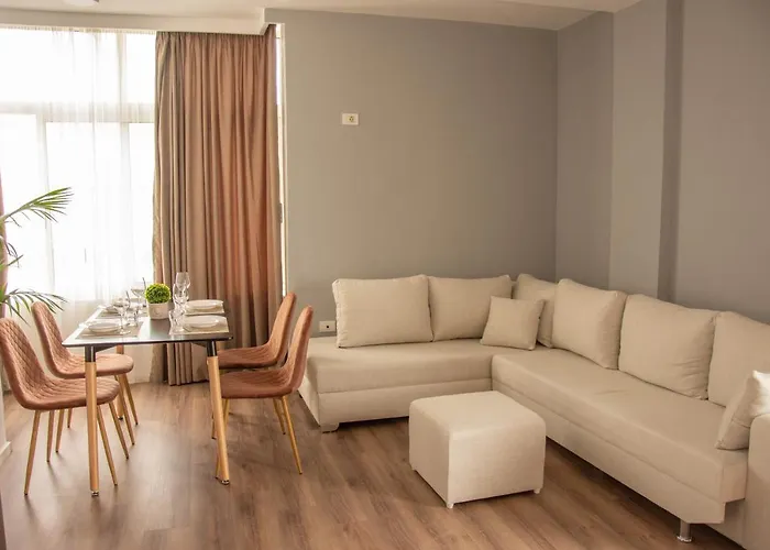 Apartahotel Wave Beachfront 3*