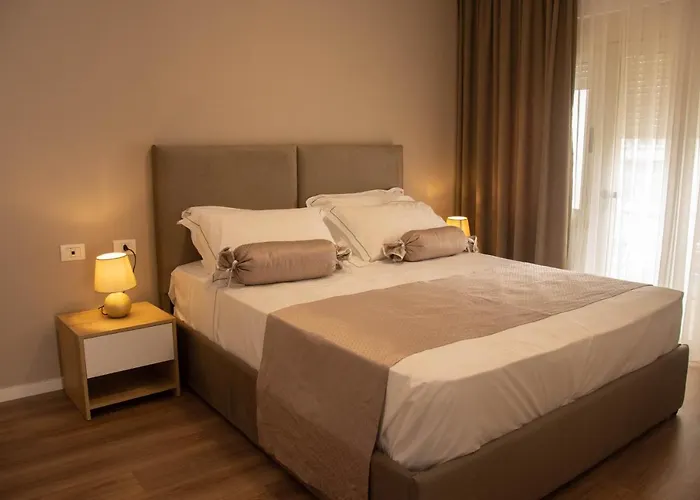 Apartahotel Wave Beachfront 3*