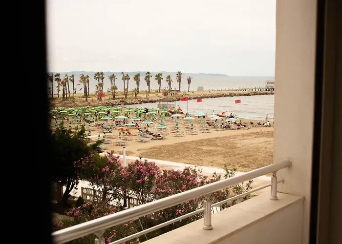 Apartahotel Wave Beachfront