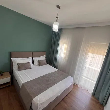 Wave Beachfront Durrës