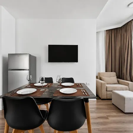 Ξενοδοχείο με διαμερίσματα Wave Beachfront Δυρράχιο